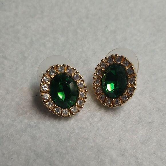Elegant Christian Dior Green and Gold Stud Earrings Prom Special Event Wedding - Picture 1 of 6